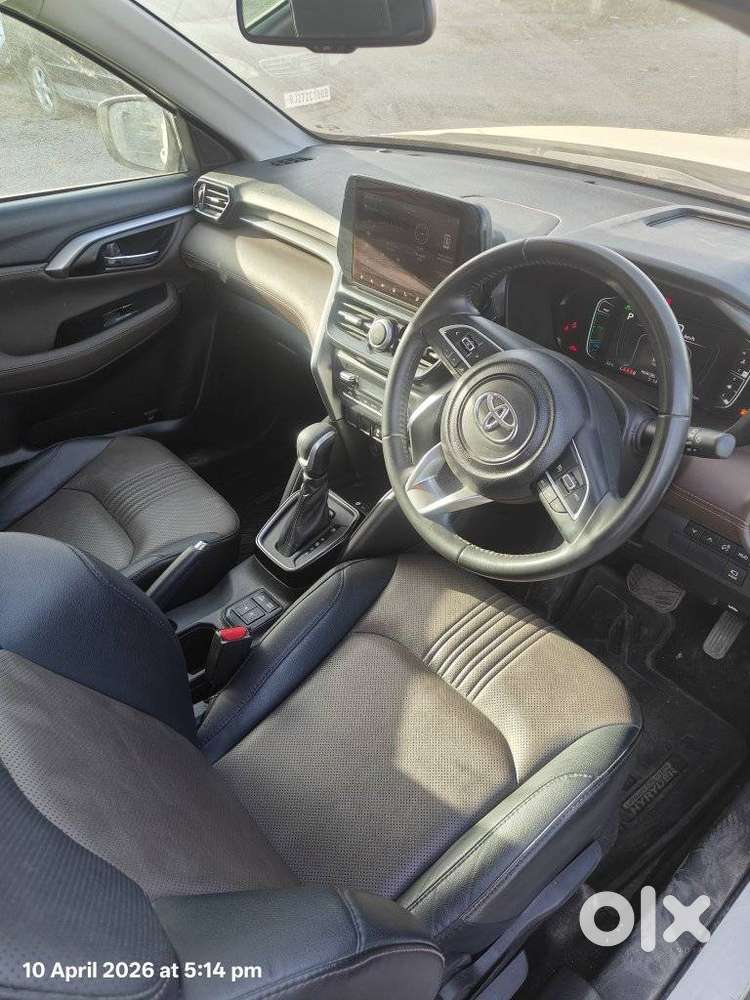 Toyota Urban Cruiser Hyryder 1.5 V Neo Drive At, 2024, Petrol