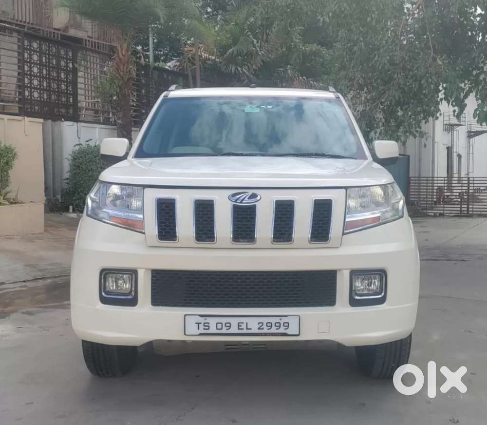 Mahindra Tuv 300 T8 Amt, 2015, Diesel