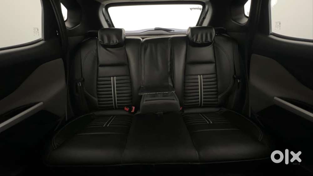 Nissan Magnite 1.0 Xv, 2023, Petrol