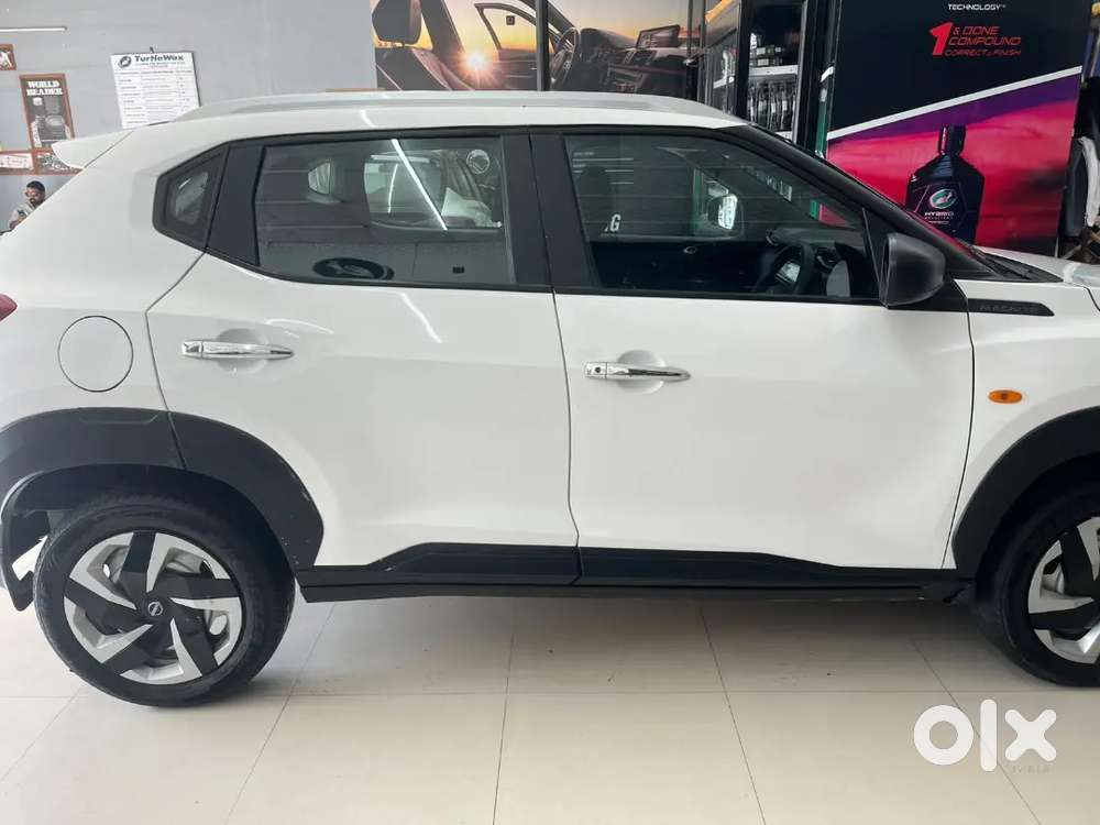 Nissan Magnite 1.0 Xe 2025