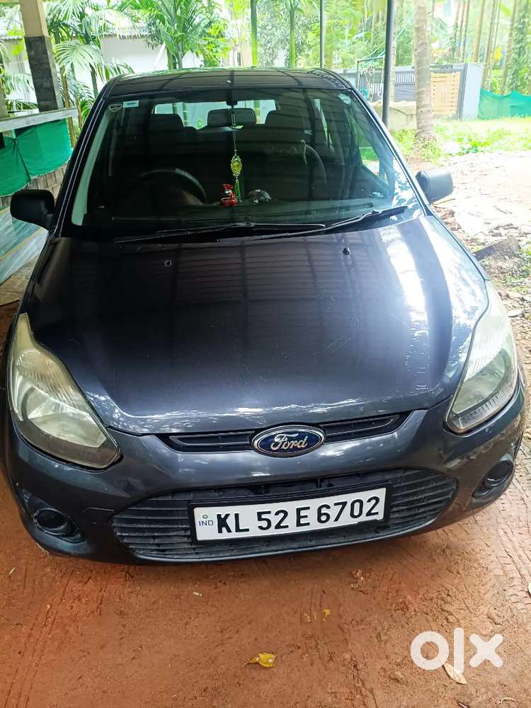 Ford Figo 1.2 Trend Petrol 2013