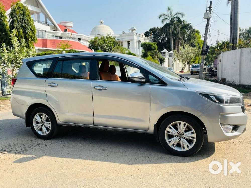 Toyota Innova Crysta 2.4 V, 2017, Diesel