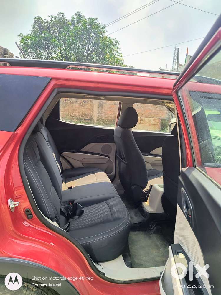 Mahindra Xuv300 W6, 2021, Petrol