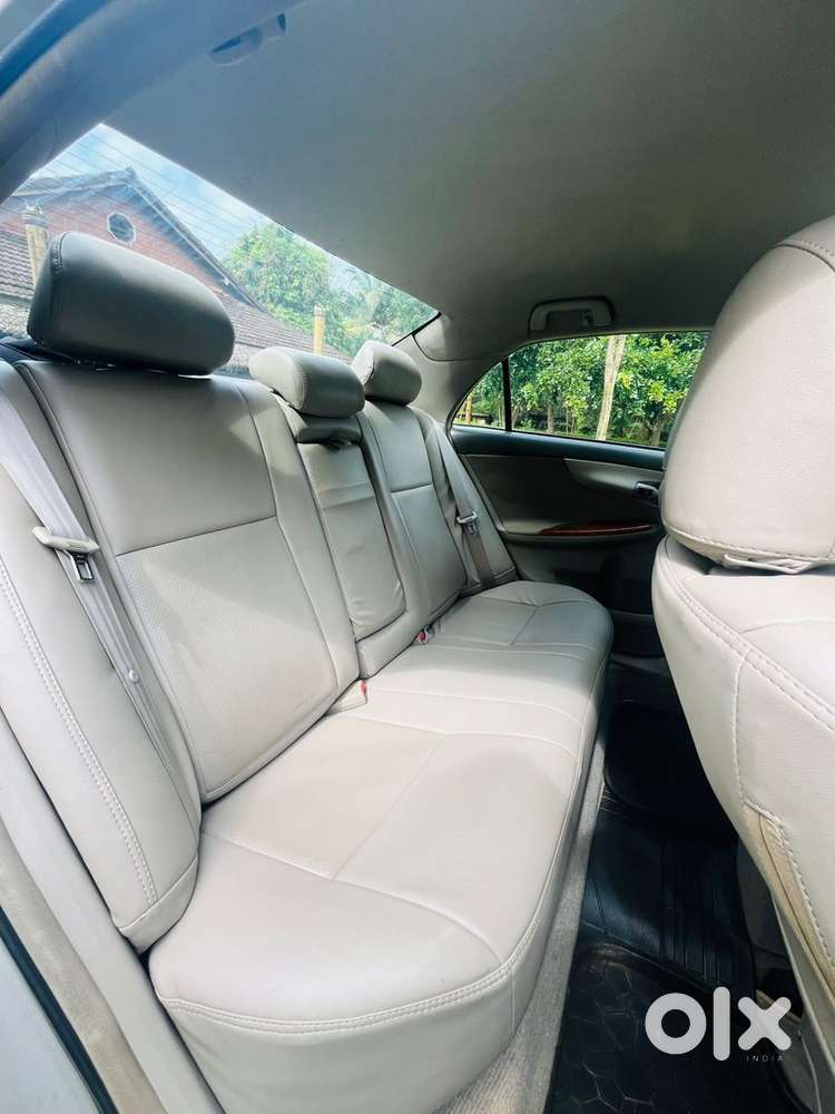 Toyota Corolla Altis Executive Vehicle