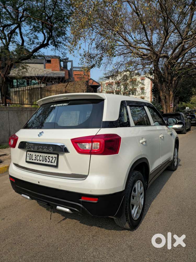 Maruti Suzuki Brezza 1.5 Lxi Smart Hybrid, 2021, Petrol