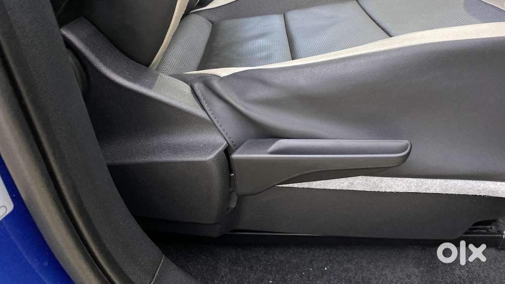 Volkswagen Taigun 1.0 Tsi Topline At, 2022, Petrol