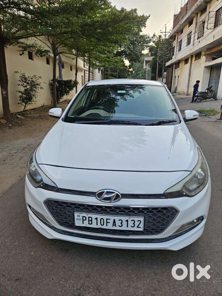 Hyundai I20 Sportz Plus Diesel, 2015, Diesel
