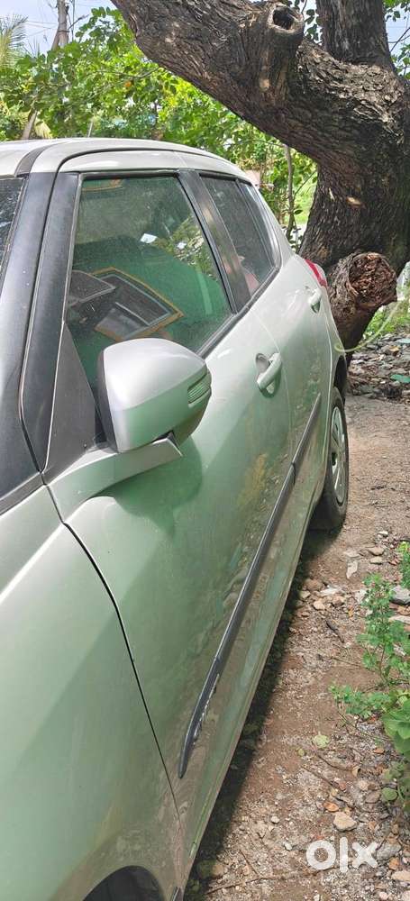Maruti Suzuki Swift 2017 Petrol 56000 Km Driven