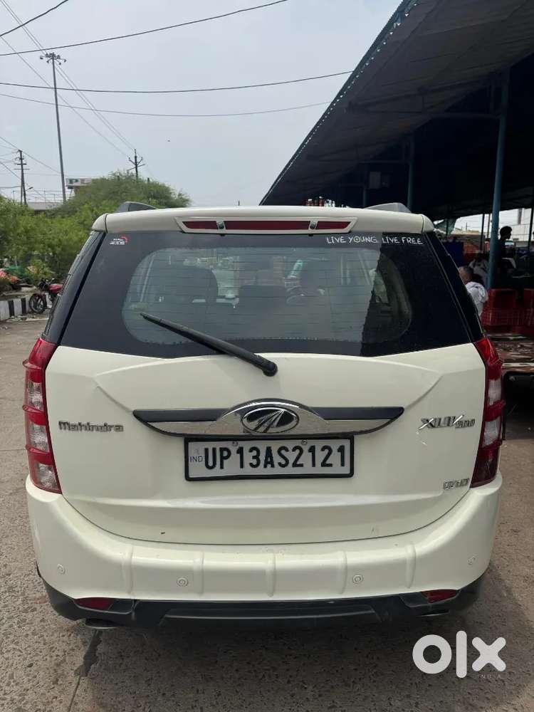 Mahindra Xuv500 2016 Diesel 100000 Km Driven