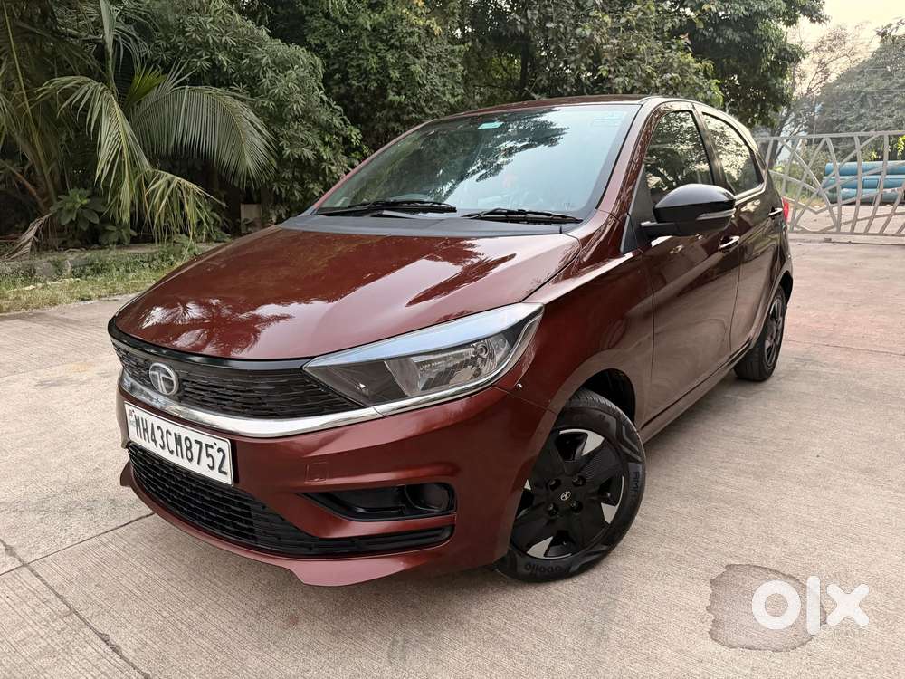 Tata Tiago 1.2 Revotron Xta, 2025, Petrol