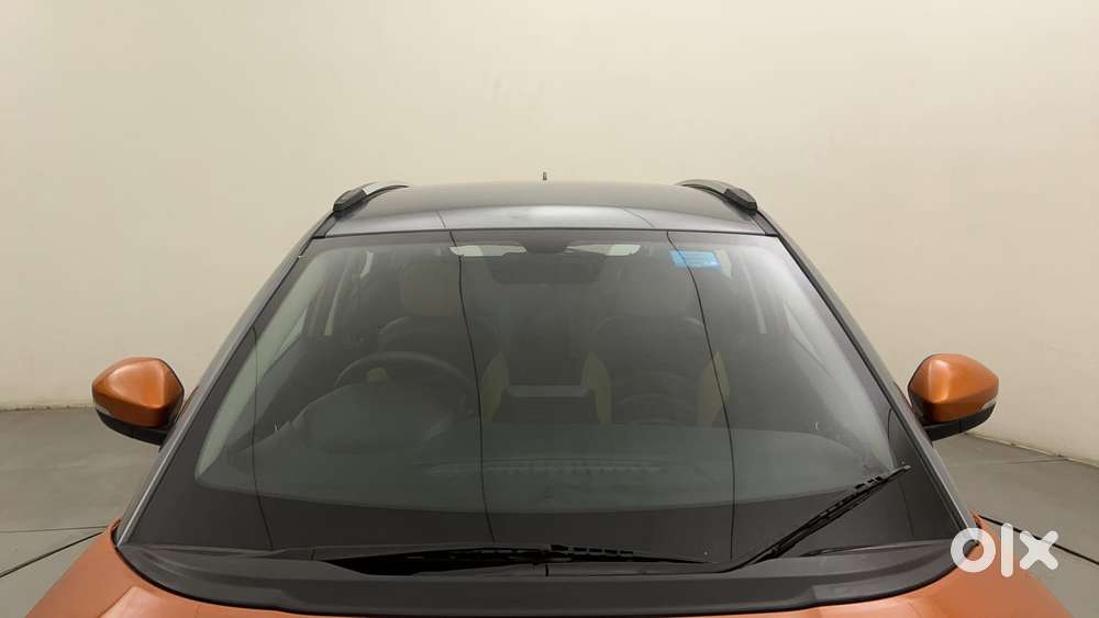 Tata Nexon 1.2 Revotron Xza Plus Dualtone, 2018, Petrol