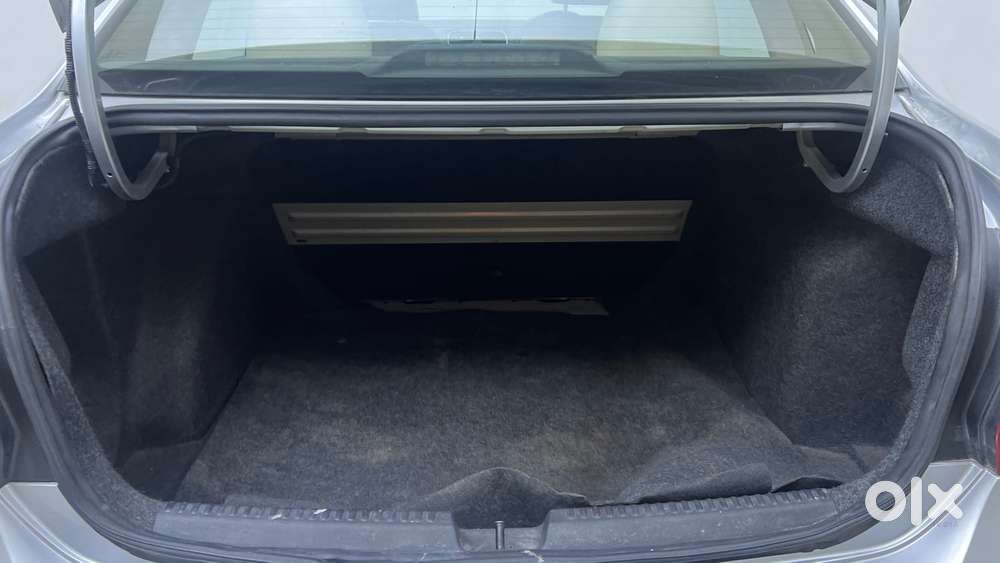 Volkswagen Vento Petrol Highline, 2013, Petrol