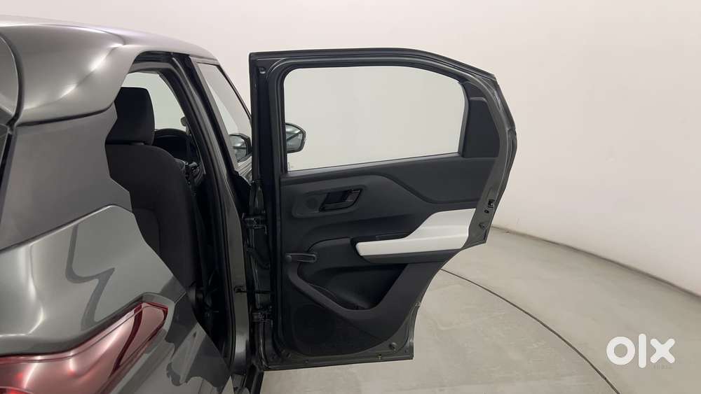 Tata Punch Pure, 2025, Petrol