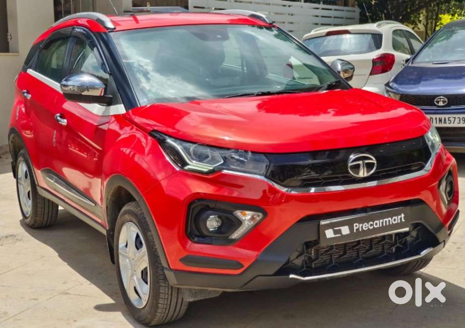 Tata Nexon 1.2 Revotron Xma Amt (s), 2023, Petrol