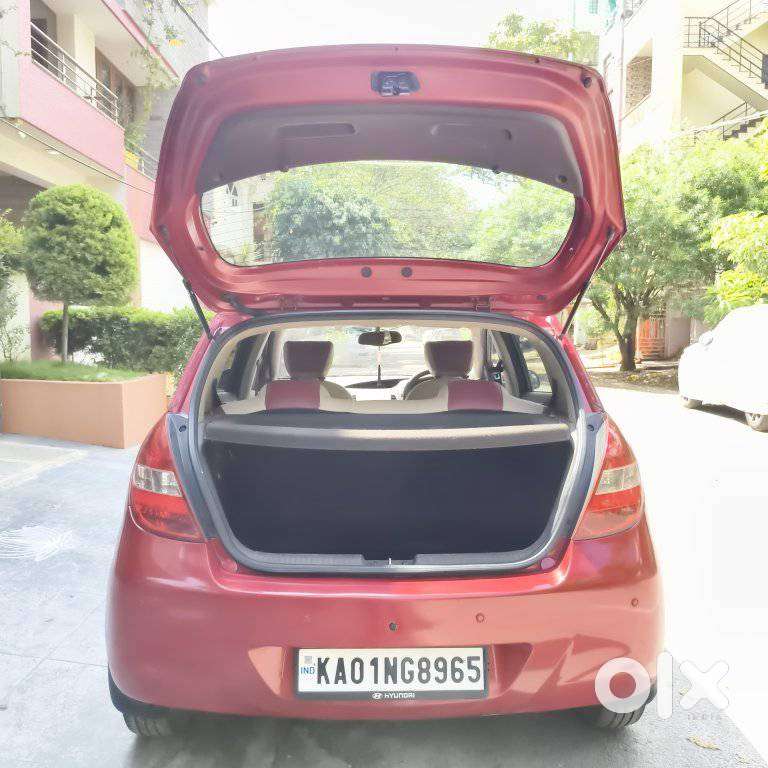 Hyundai I20 Magna 1.2 Mt, 2011, Petrol