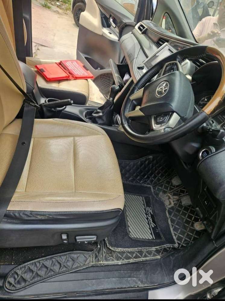 Toyota Innova Crysta 2.8 Zx At 7 Seater, 2019, Diesel