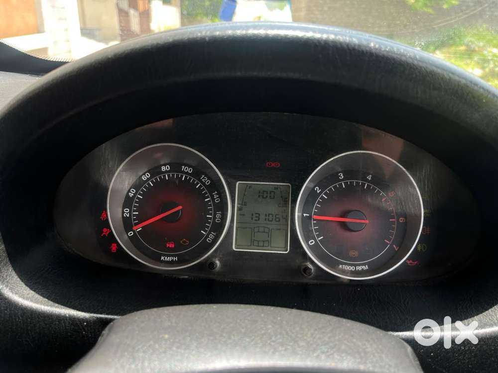 Mahindra Scorpio Vlx 2wd Bsiii, 2011, Diesel
