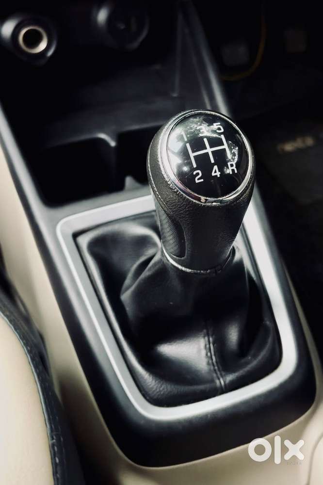 Maruti Suzuki Swift Dzire Vdi Optional, 2017, Diesel