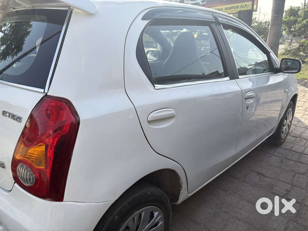 Toyota Etios Liva 2013-2014 V, 2011, Cng & Hybrids