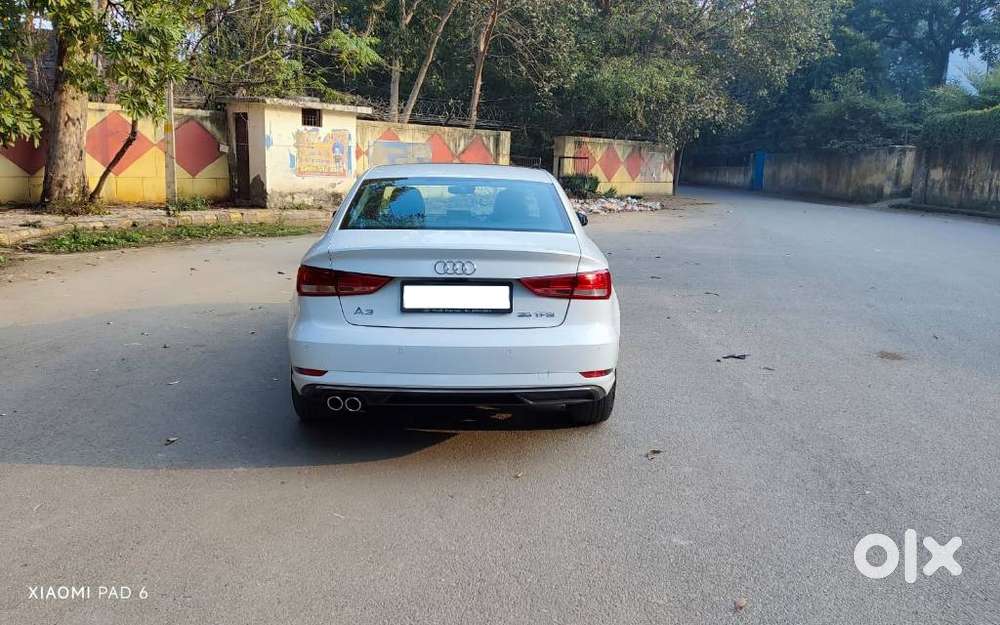 Audi A3 1.8 35 Tfsi Premium Sunroof, 2019, Petrol