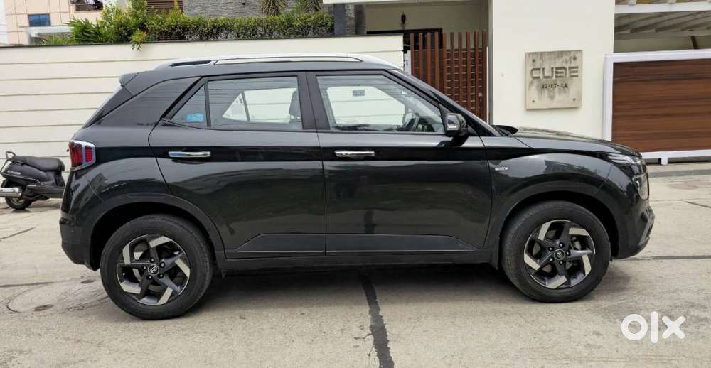 Hyundai Venue Sx Plus Turbo Dct, 2019, Petrol
