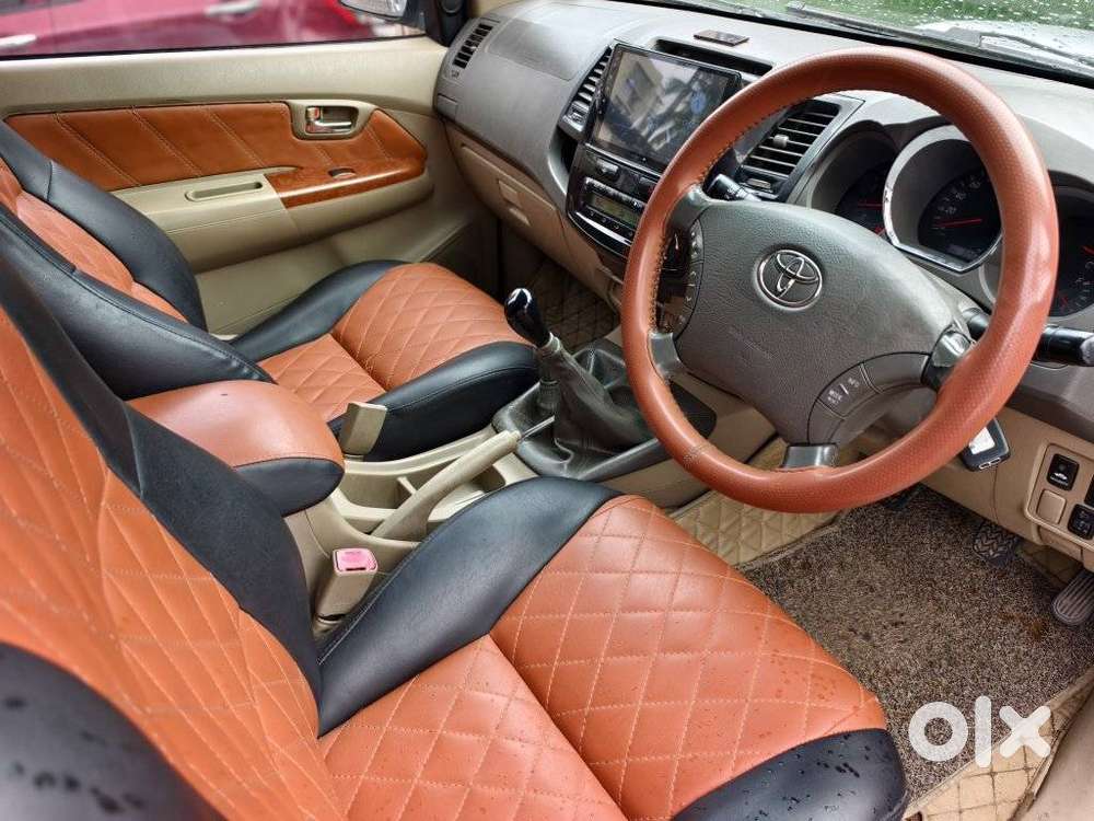 Toyota Fortuner, 2010, Diesel