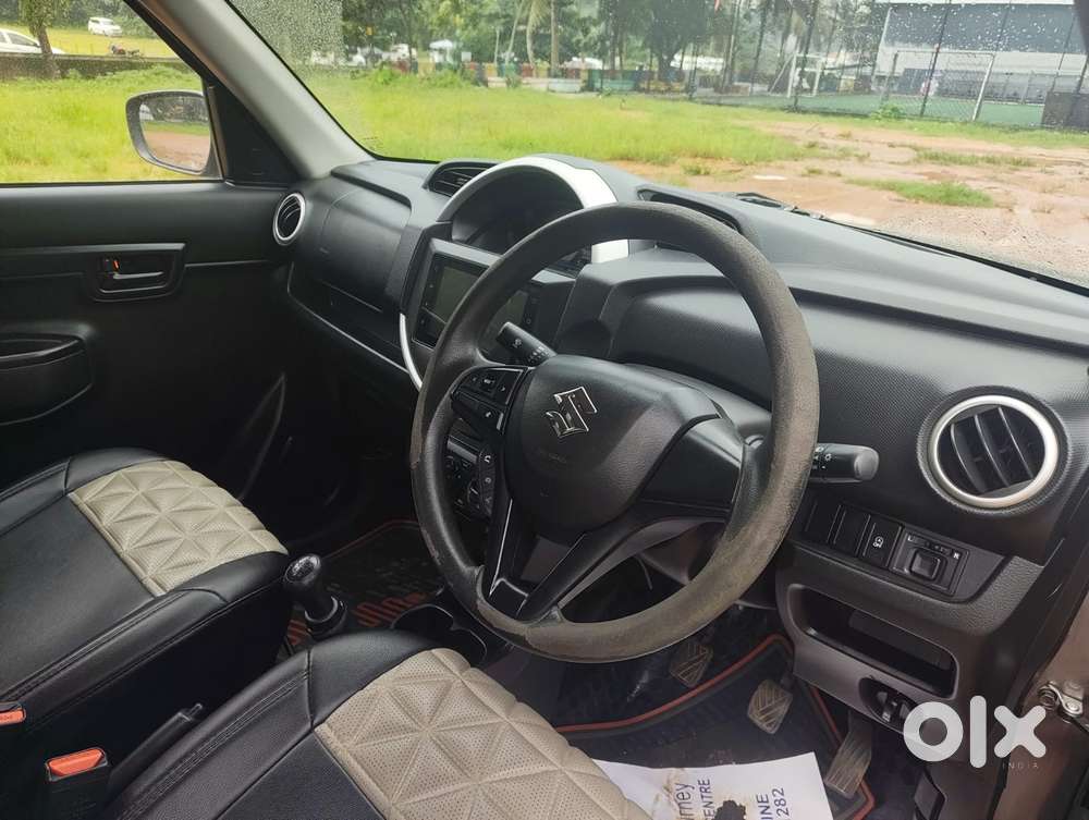 Maruti Suzuki S-presso Vxi Plus, 2023, Petrol