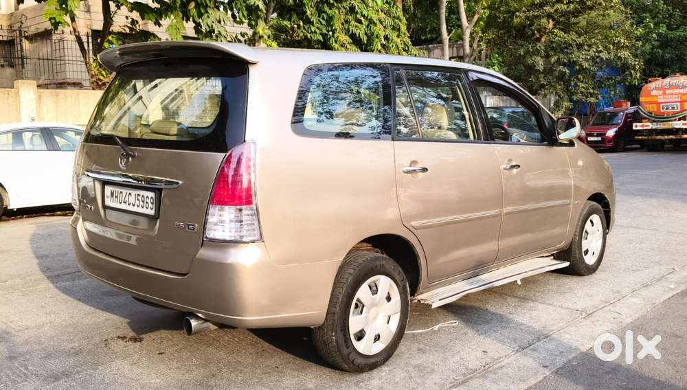 Toyota Innova 2.5 G (diesel) 8 Seater, 2005, Diesel