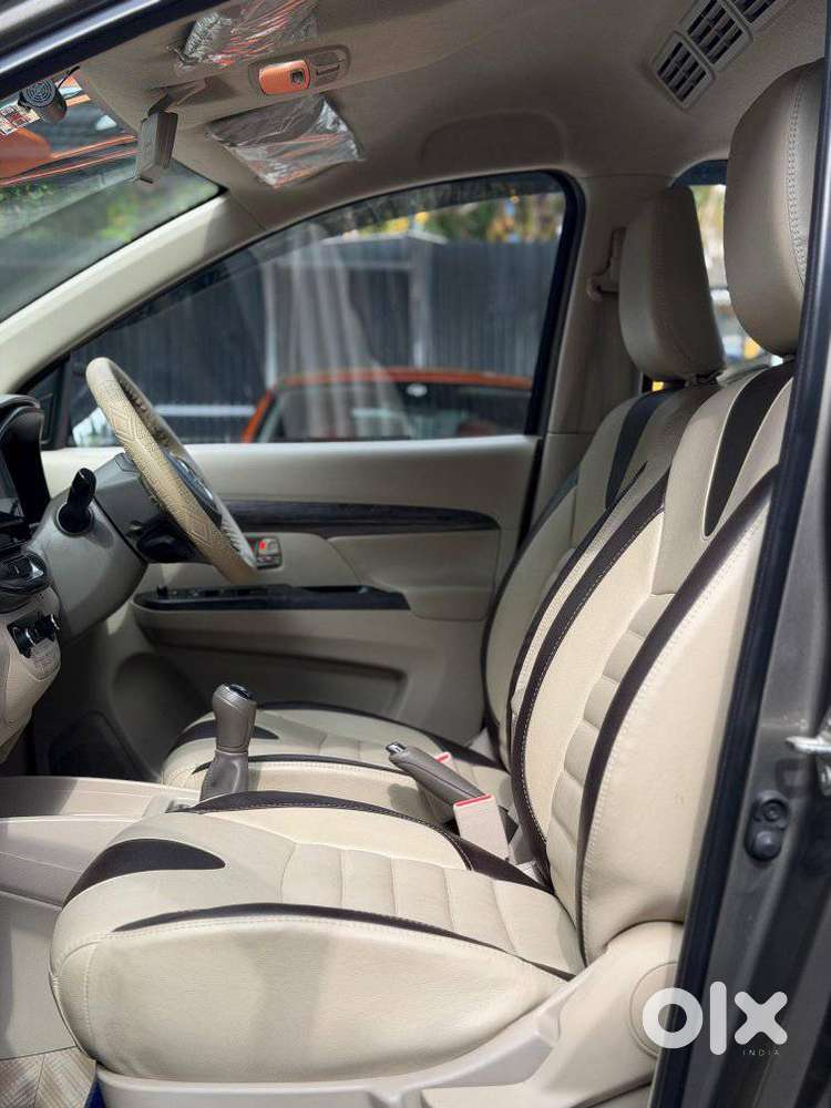 Maruti Suzuki Ertiga 1.5 Zxi Plus, 2022, Petrol