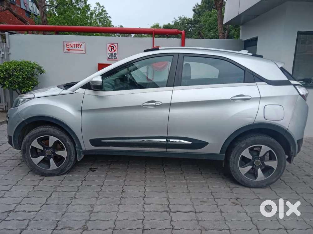 Tata Nexon 1.2 Revotron Xz Plus, 2018, Petrol
