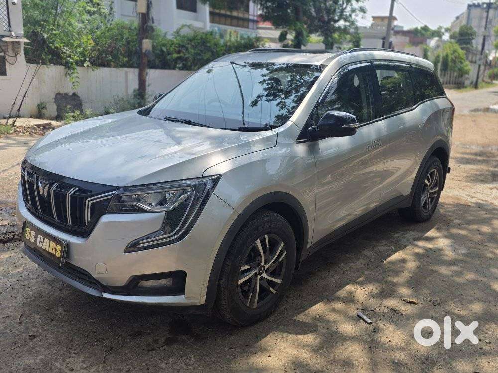 Mahindra Xuv700 2.2 Ax 5 Diesel At 7 Str, 2023, Diesel