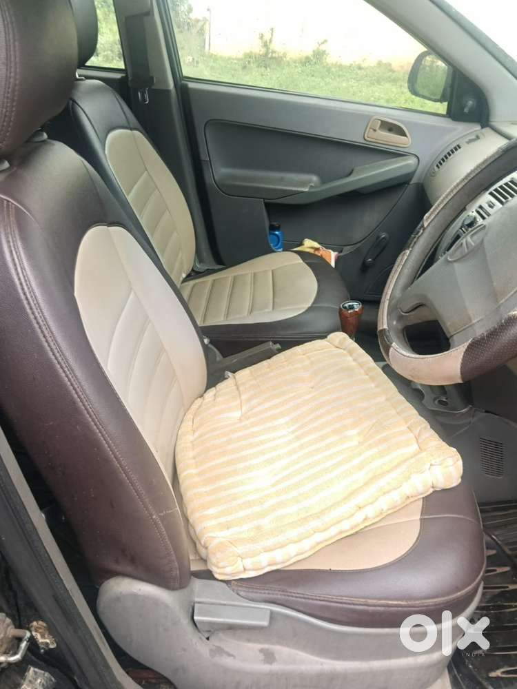Tata Indica Vista Petrol 2010