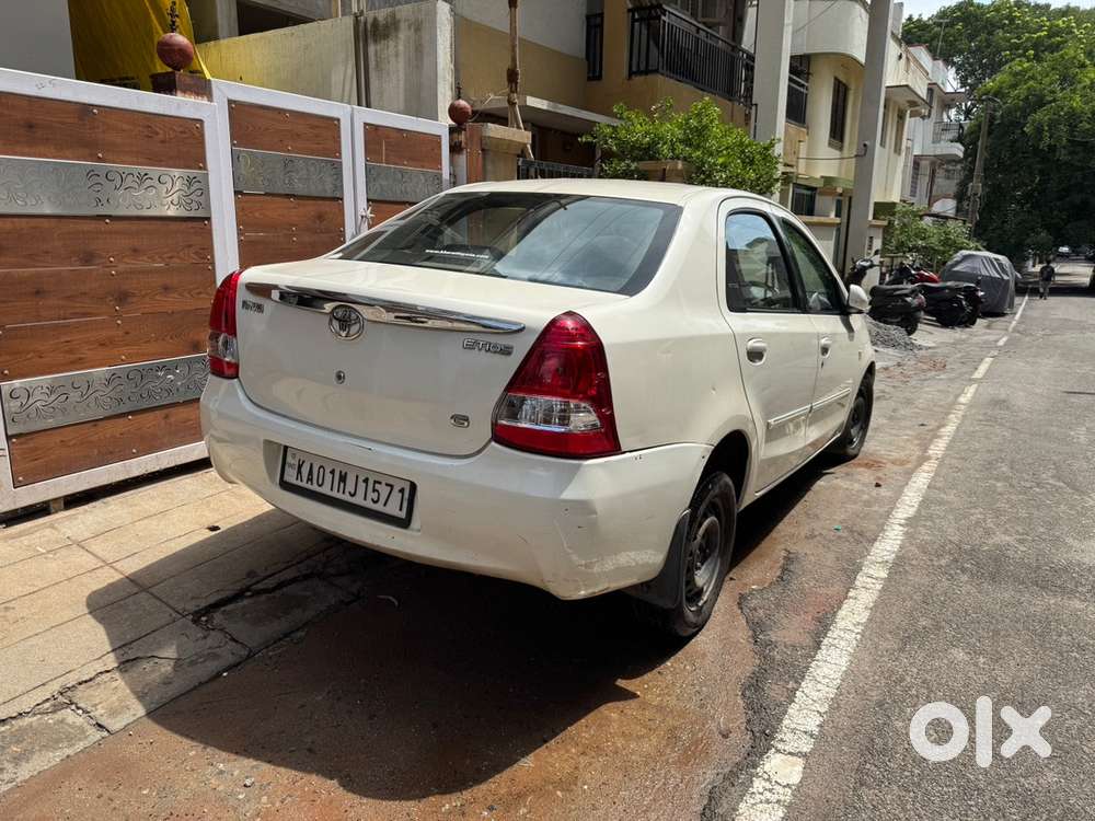 Toyota Etios Petrol Good Condition Upto Date Service In Toyota