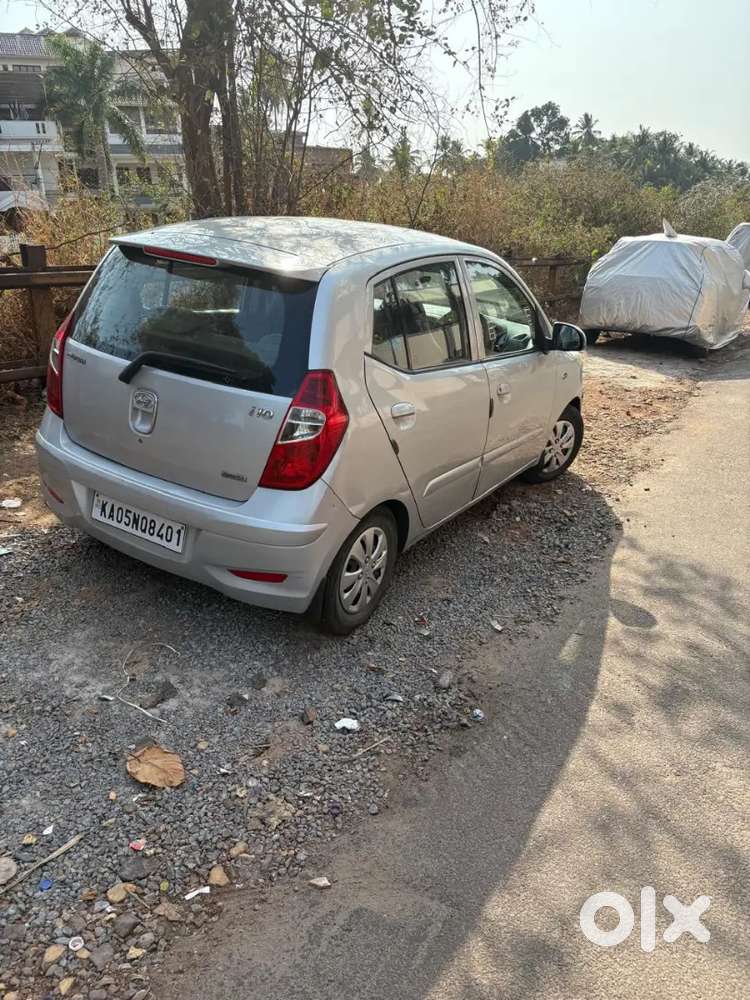Hyundai I10 2011 Cng & Petrol 69000 Km Driven