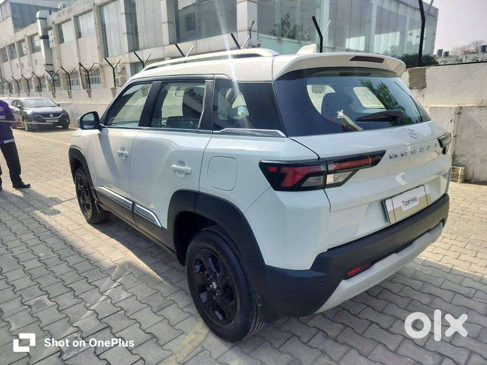 Maruti Suzuki Brezza 1.5 Zxi At Smart Hybrid, 2023, Petrol
