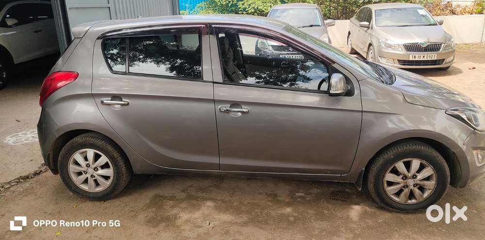 Hyundai I20 Petrol Asta Option, 2013, Petrol