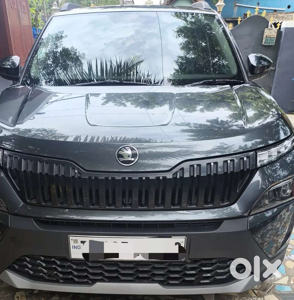 Skoda Kylaq Manual Petrol 2025 Signature Plus