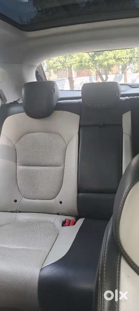 Mg Astor 2022 Petrol Well Maintained