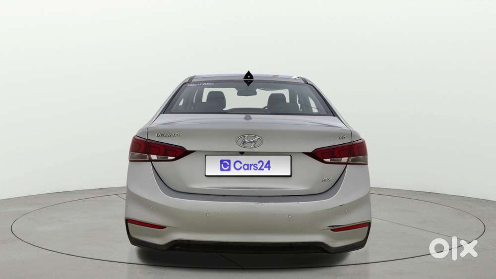 Hyundai Verna 1.6 Sx (o) Vtvt, 2017, Petrol