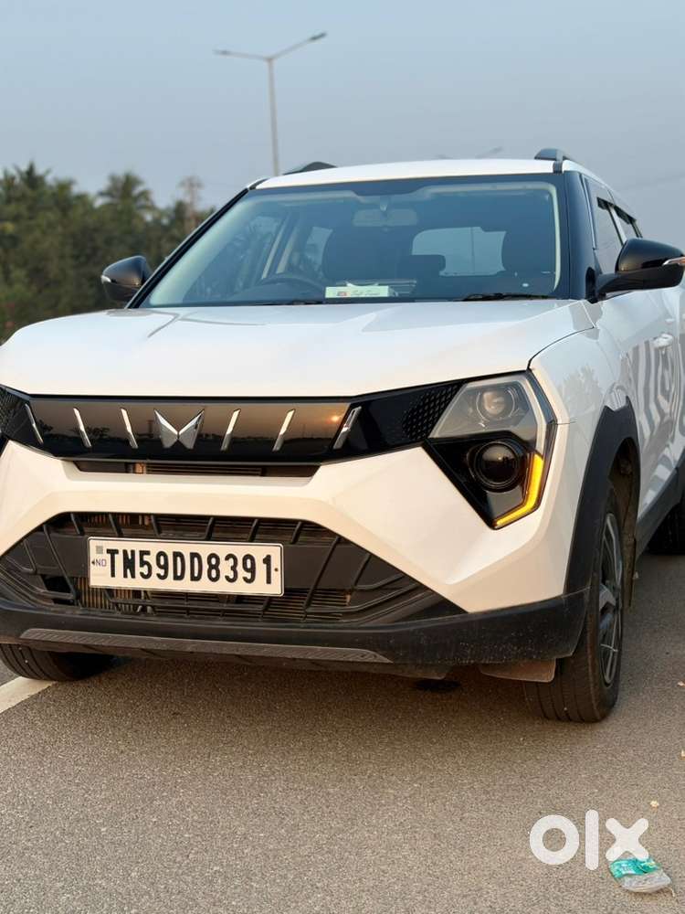 Mahindra Xuv 3xo Petrol Well Maintained