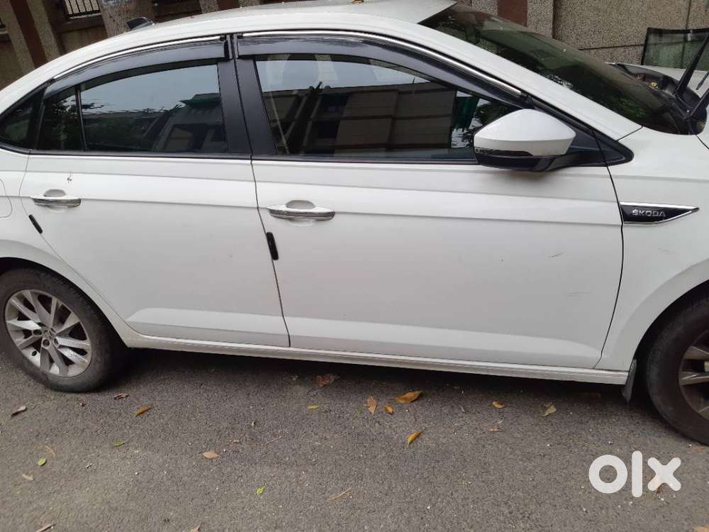 Slavia Car 2022 Model 1.0 Tsi Ambition Automatic Petrol