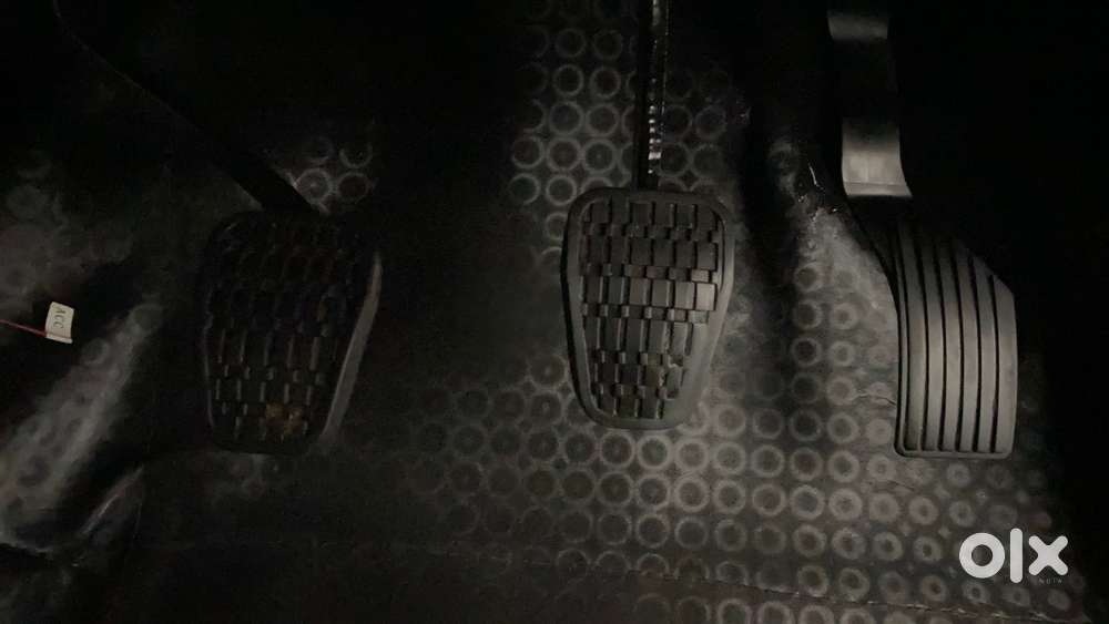 Tata Nexon Pure (s) 1.2 Petrol 6amt, 2023, Cng & Hybrids