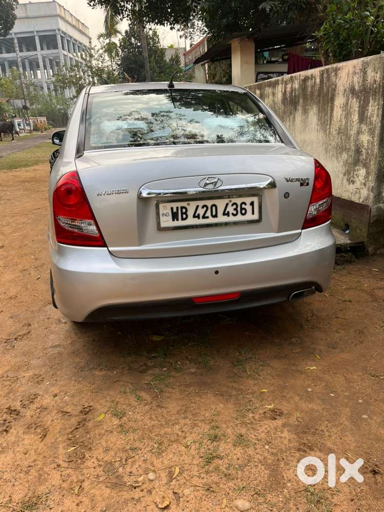 Hyundai Verna 2010 Petrol Well Maintained