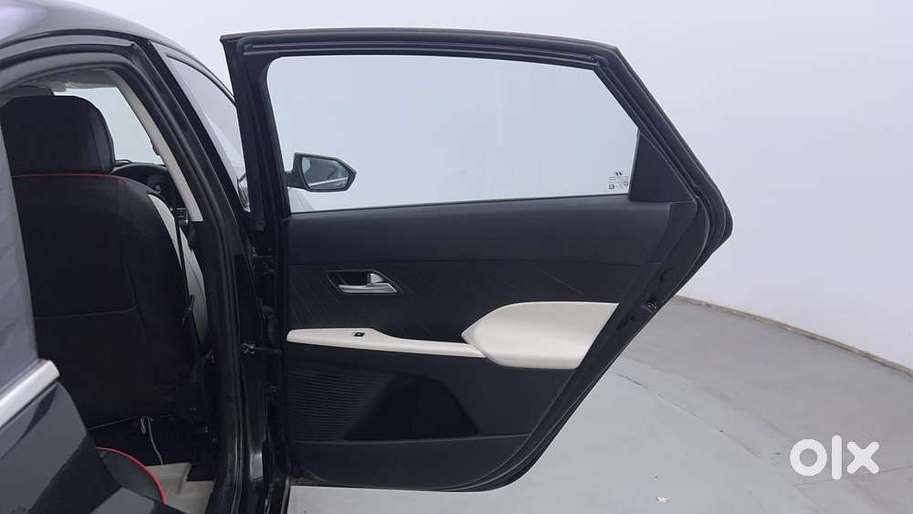 Hyundai Verna 1.5 Sx Petrol Mt, 2024, Petrol