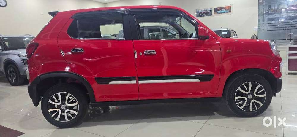 Maruti Suzuki S-presso Vxi Plus, 2022, Petrol