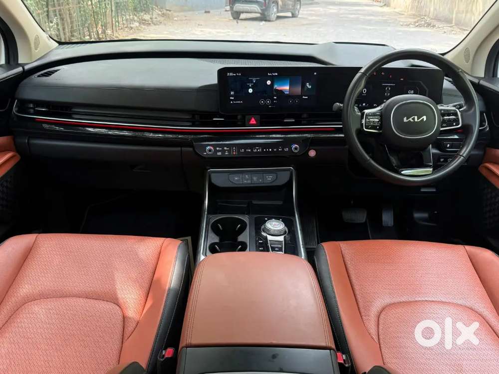 Kia Carnival Limousine 2025