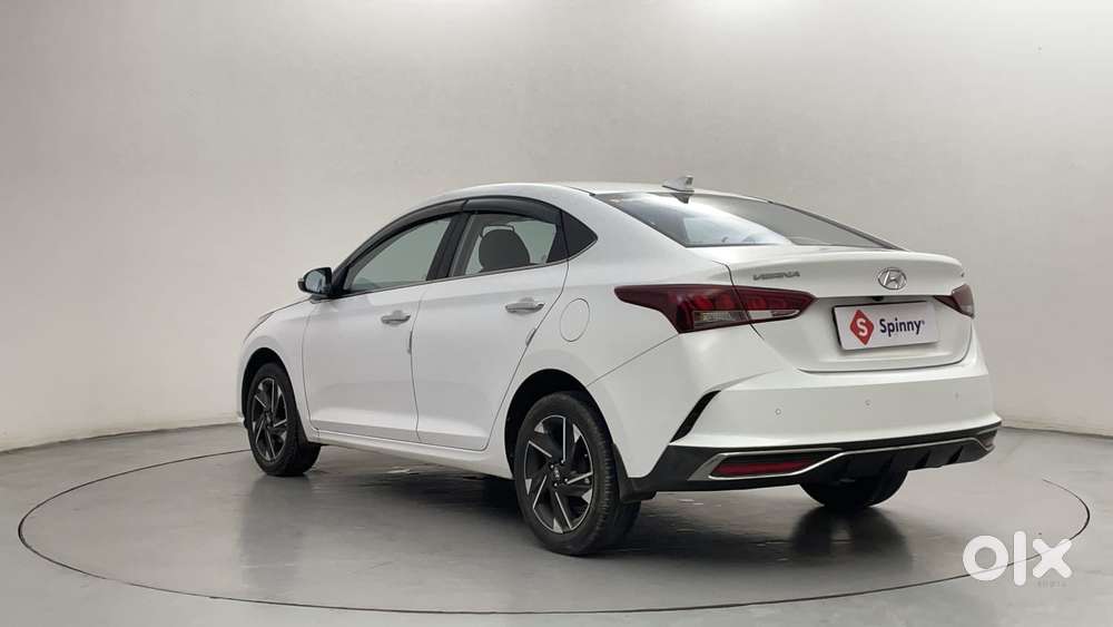 Hyundai Verna 1.5 Mpi Mt Sx (o), 2022, Petrol