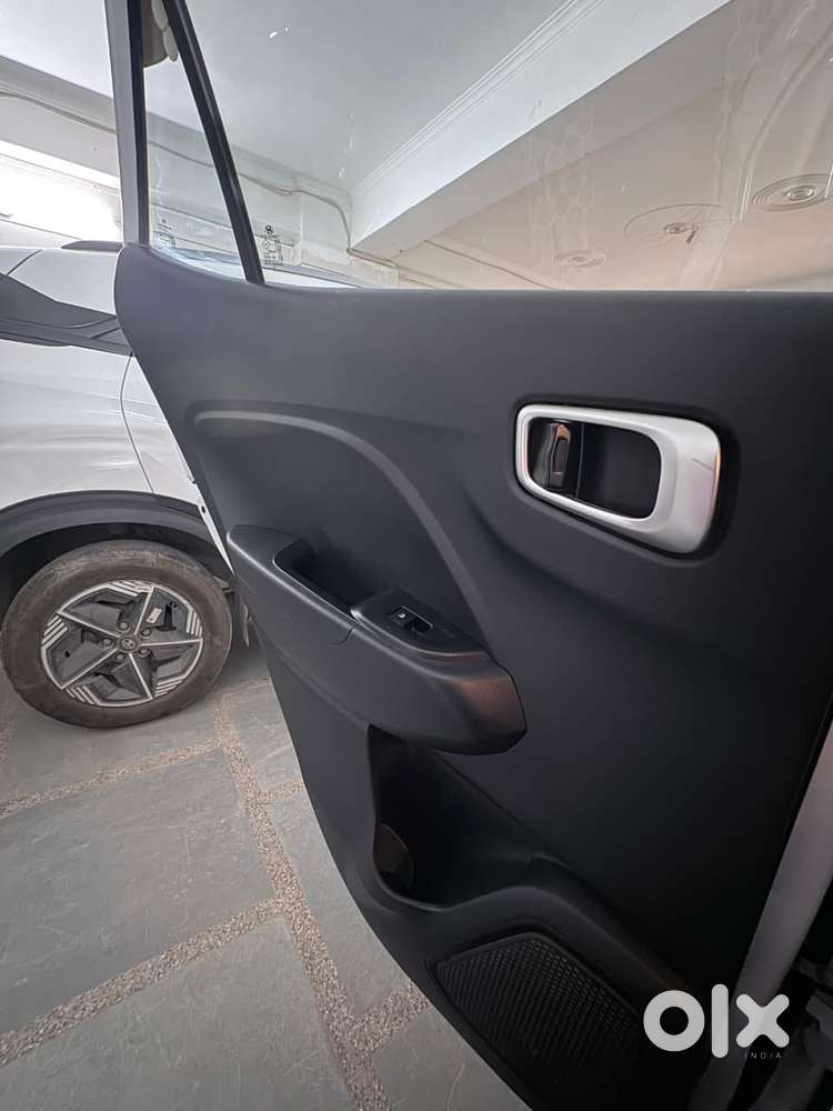 Hyundai Venue 1.0l Turbo Gdi Sx Mt, 2021, Petrol