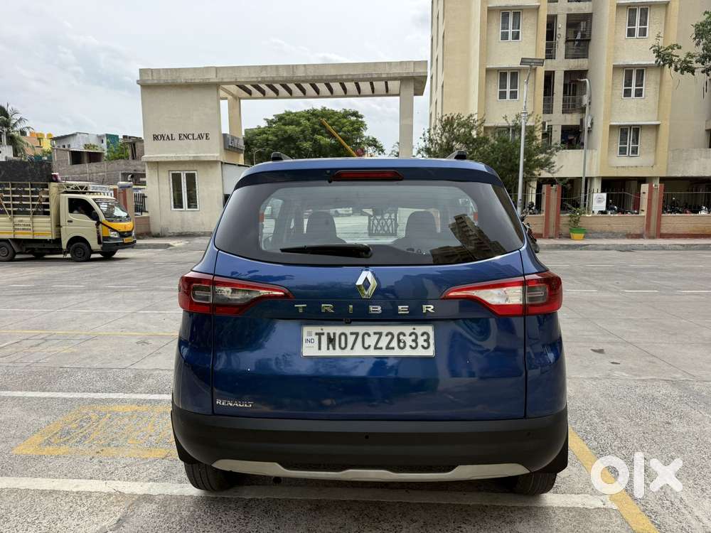Renault Triber Rxz, 2022, Petrol
