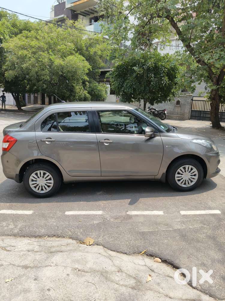 Maruti Suzuki Swift Dzire Vxi(o) Mt, 2017, Petrol